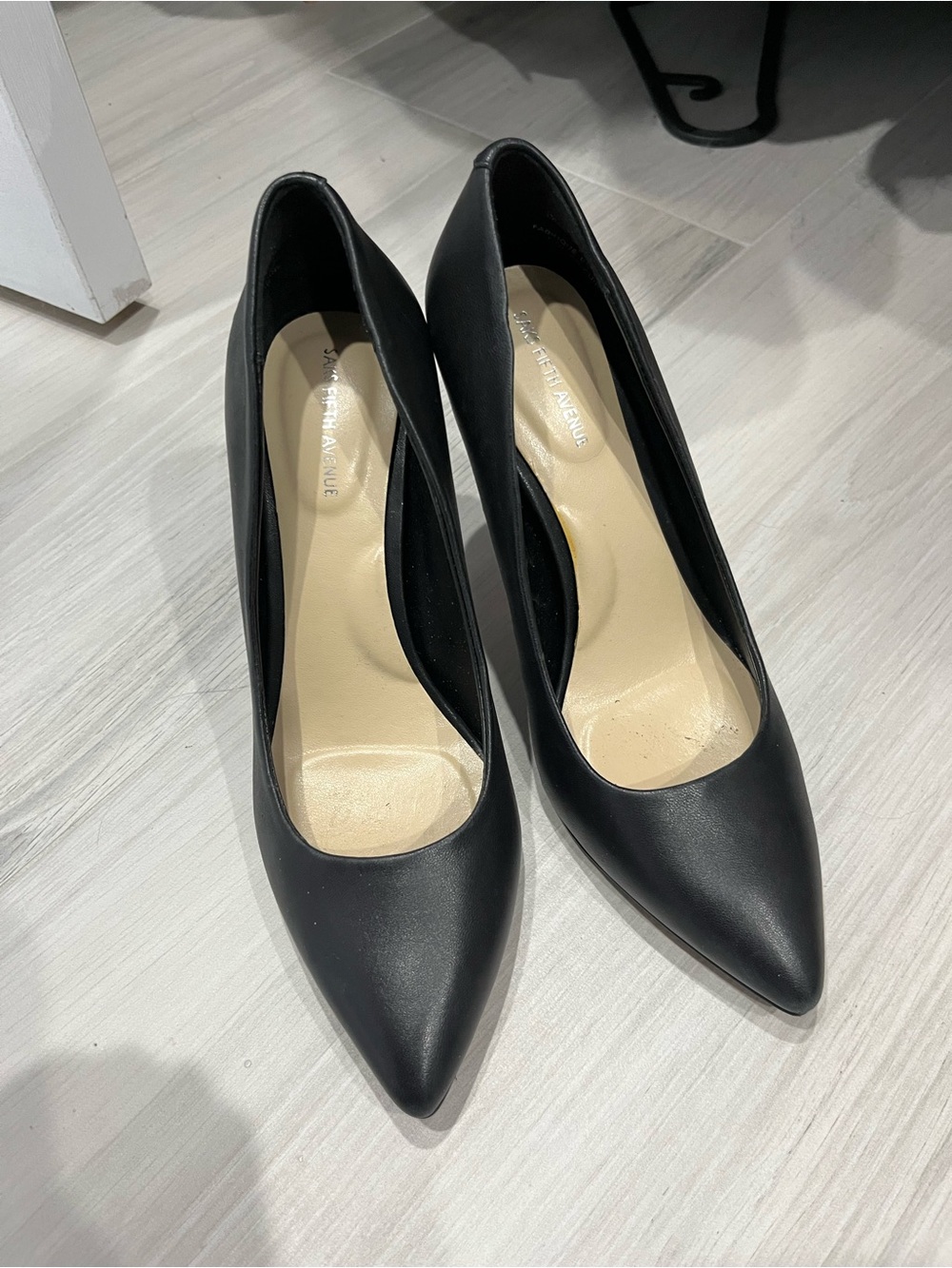 Saks Fifth Avenue Black Pointed-Toe Leather Pumps
